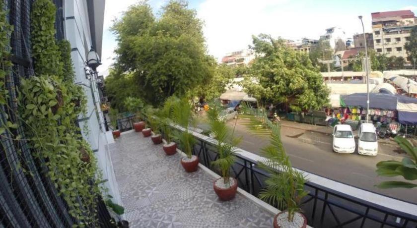 De Art Hotel Phnom Penh Eksteriør bilde